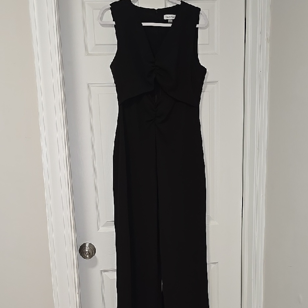 Calvin Klein Black Sleeveless Jumpsuit with Fitted Silhouette